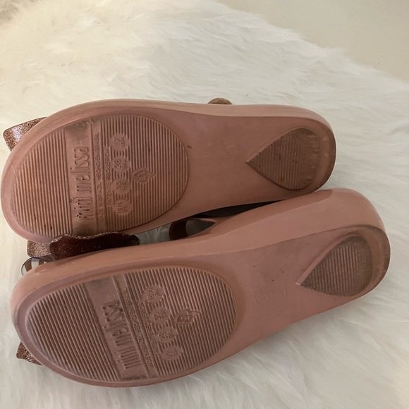 Mini Melissa - Picture 4 of 5